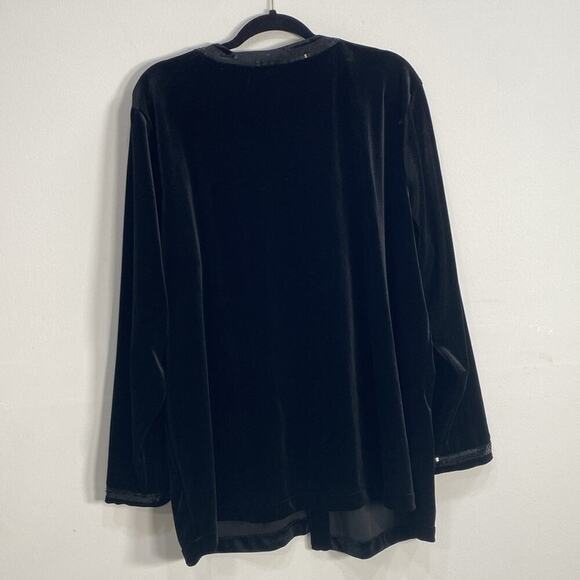 Quacker Factory 2X Velvet Cardigan Beading - Picture 6 of 10